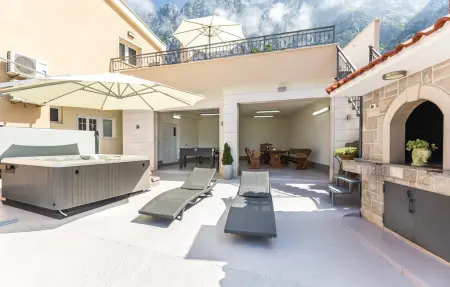 Maison 8 personnes à Makarska - Photo 1