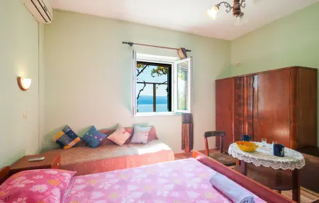 Maison 5 personnes à Lokva Rogoznica - Photo 2
