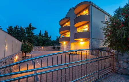 Maison 14 personnes à Zdrelac - Photo 24