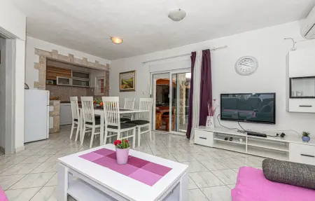 Maison 10 personnes à Cista Velika - Photo 3