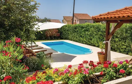 Maison 8 personnes à Banjol - Photo 6