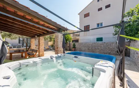 Maison 8 personnes à Betina - Photo 2