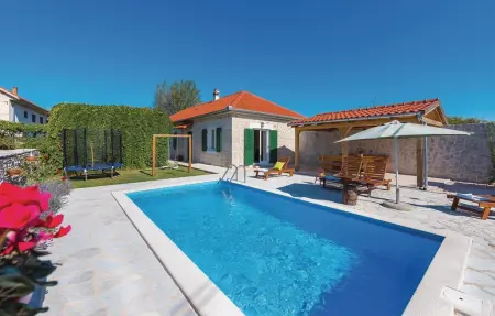 Maison 6 personnes à Necven - Photo 1