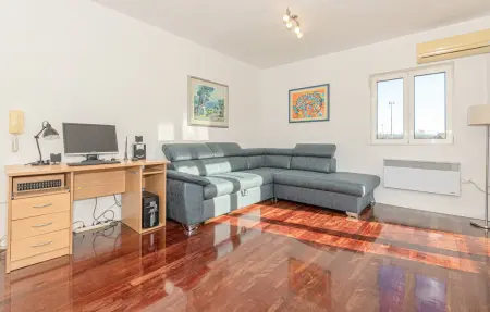 Maison 9 personnes à Dubrava - Photo 2