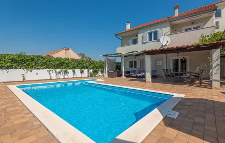 Maison 9 personnes à Dubrava - Photo 9