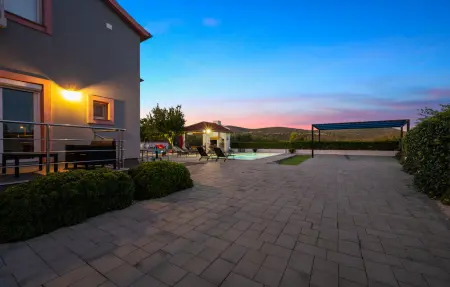 Maison 8 personnes à Dubrava kod Tisna - Photo 23