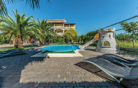 Maison 21 personnes à Turanj - Photo 10