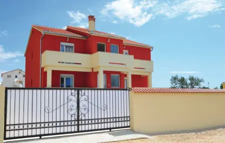 Maison 13 personnes à Pakostane - Photo 11