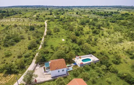Maison 7 personnes à Podgradina - Photo 1
