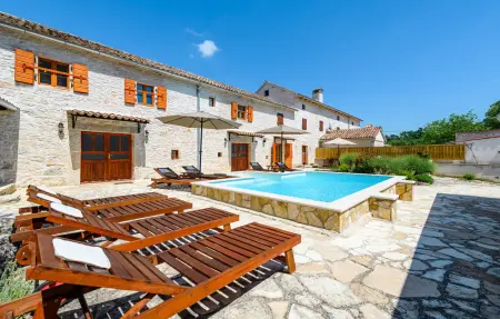 Maison 10 personnes à Rezanci - Photo 2