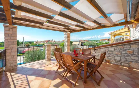 Maison 8 personnes à Golubovo - Photo 4