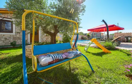 Maison 8 personnes à Golubovo - Photo 10