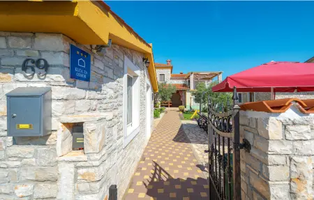 Maison 8 personnes à Golubovo - Photo 16