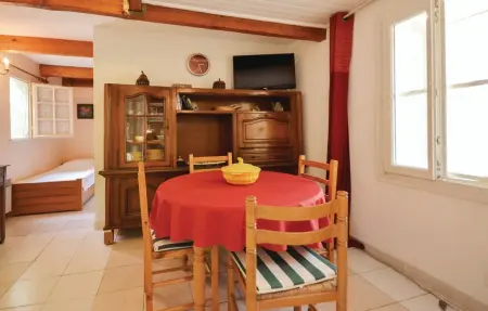 Maison 2 personnes à Crillon Le Brave - Photo 1