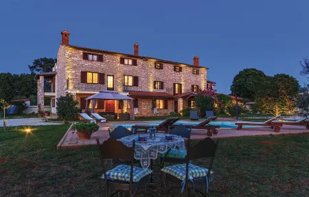 Maison 14 personnes à Liznjan - Photo 10