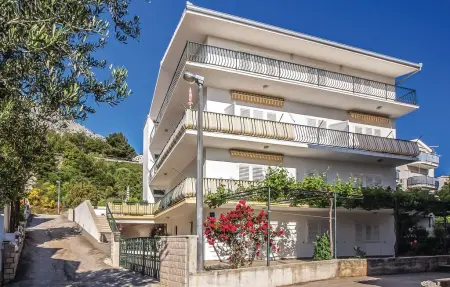 Appartement 3 personnes à Omis - Photo 2