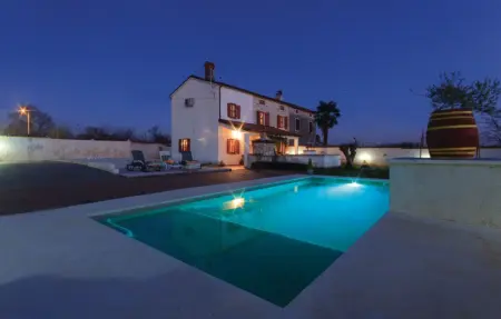 Maison 7 personnes à Hrboki - Photo 9