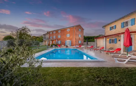 Maison 18 personnes à Barban - Photo 7