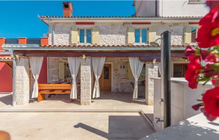 Maison 8 personnes à Plovanija - Photo 12