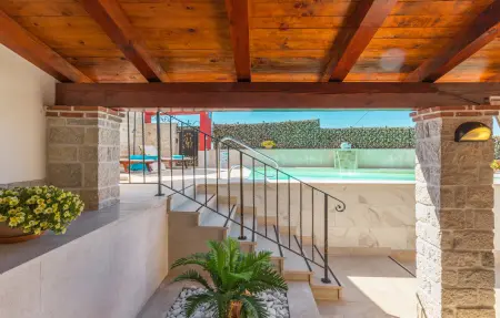 Maison 8 personnes à Plovanija - Photo 14