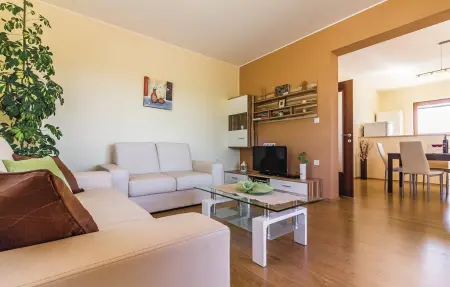 Maison 8 personnes à Liznjan - Photo 2