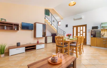 Maison 6 personnes à Liznjan - Photo 1
