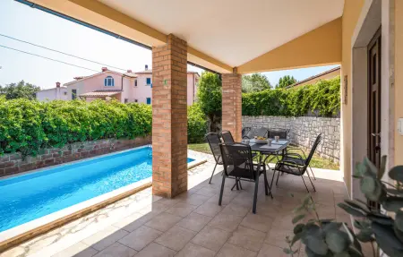 Maison 6 personnes à Liznjan - Photo 1