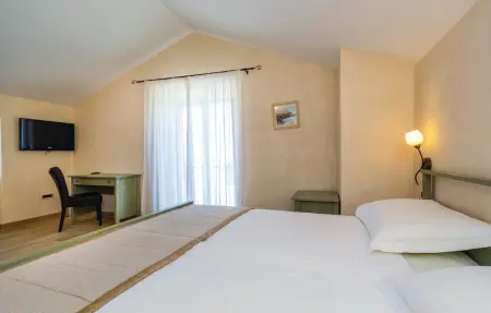 Maison 10 personnes à Turcic - Photo 26