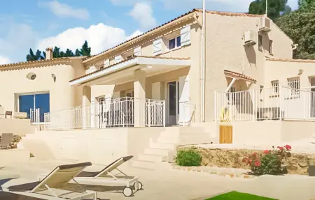 Maison 11 personnes à Ste Anastasie s Issole - Photo 12