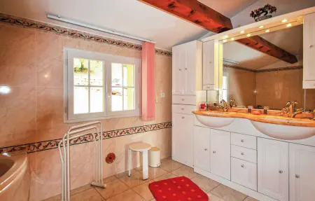 Maison 11 personnes à Ste Anastasie s Issole - Photo 29