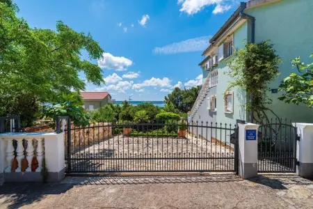 Holiday House Danica, Maison Maslenica avec Vue Mer et Piscine - Photo 8