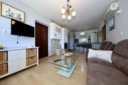 Holiday House Danica, Maison Maslenica avec Vue Mer et Piscine - Photo 12