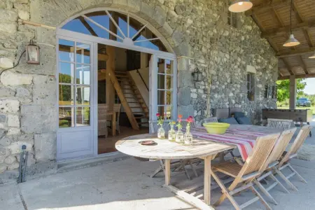 Mas d'Ourbise Penan, Manoir à Fargues avec piscine et jardin - Photo 4