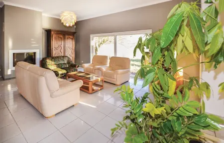 Maison 8 personnes à Milhaud - Photo 1