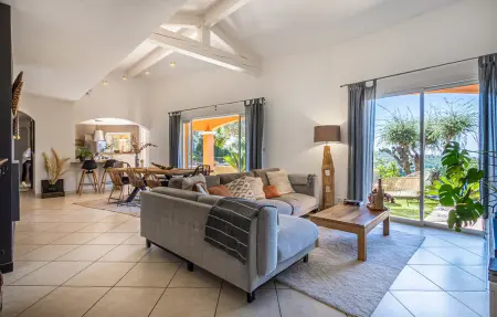 Maison 7 personnes à La Londe les Maures - Photo 3