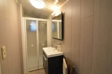 Vijverzicht, Chalet dans un parc avec un étang de pêche - Photo 19