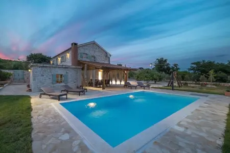 Villa Jerolim, Villa à Posedarje avec piscine privée - Photo 5
