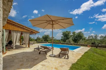 Villa Jerolim, Villa à Posedarje avec piscine privée - Photo 6