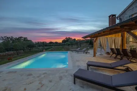 Villa Jerolim, Villa à Posedarje avec piscine privée - Photo 10