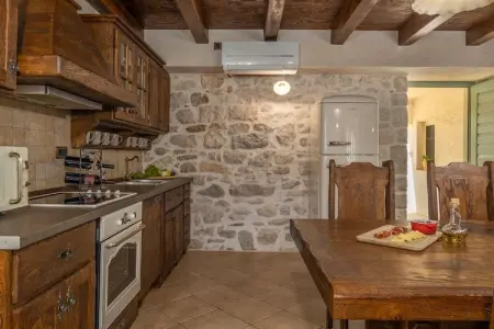 Villa Jerolim, Villa à Posedarje avec piscine privée - Photo 16