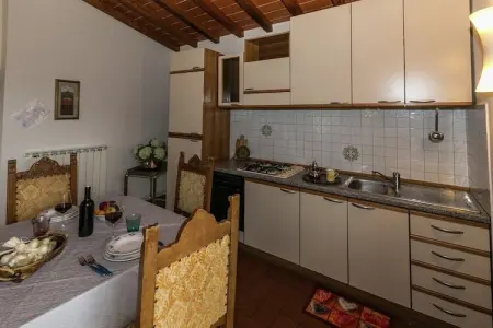 Casa Rosa, Vaste corps de ferme à Terranuova Bracciolini, avec piscine - Photo 9