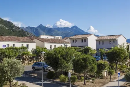 Résidence-Club les Villas Bel Godère 3, Parc de Vacances en Corse avec Terrasse - Photo 18