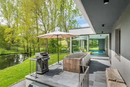 Ard' Cube, Maison à Noiseux avec Piscine Intérieure - Photo 6