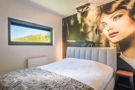 Ard' Cube, Maison à Noiseux avec Piscine Intérieure - Photo 11