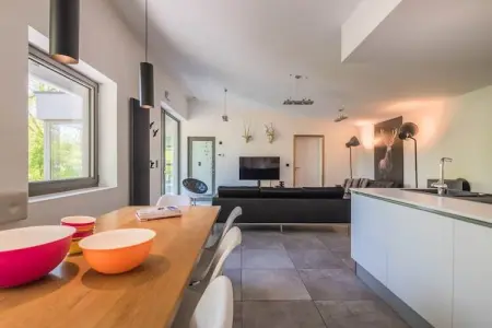 Ard' Cube, Maison à Noiseux avec Piscine Intérieure - Photo 19