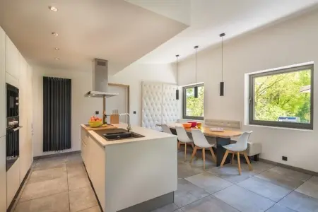 Ard' Cube, Maison à Noiseux avec Piscine Intérieure - Photo 20