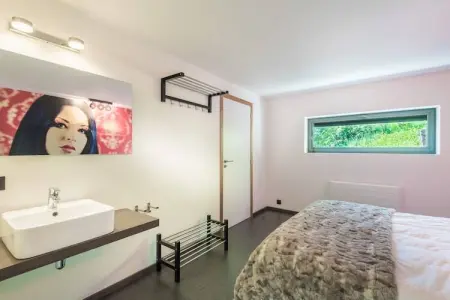 Ard' Cube, Maison à Noiseux avec Piscine Intérieure - Photo 23