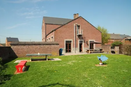 La Récréation, Maison à Somme-Leuze avec Barbecue Jardin - Photo 6
