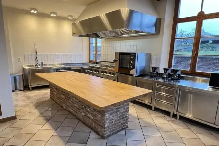 La Récréation, Maison à Somme-Leuze avec Barbecue Jardin - Photo 13