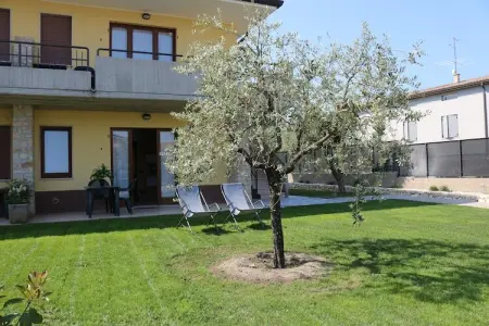 Chiara Otto, Maison à Lazise près du lac de Garde - Photo 3